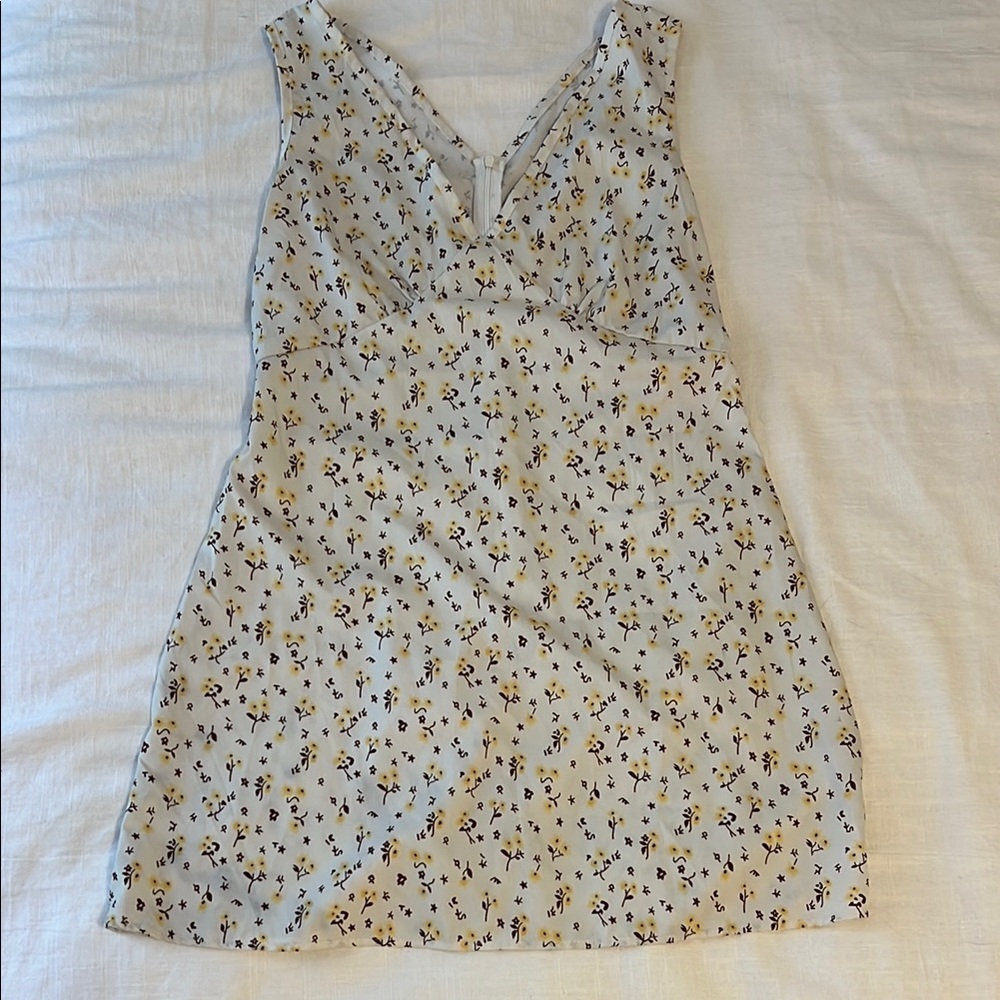 V-Neck Floral Print Dress